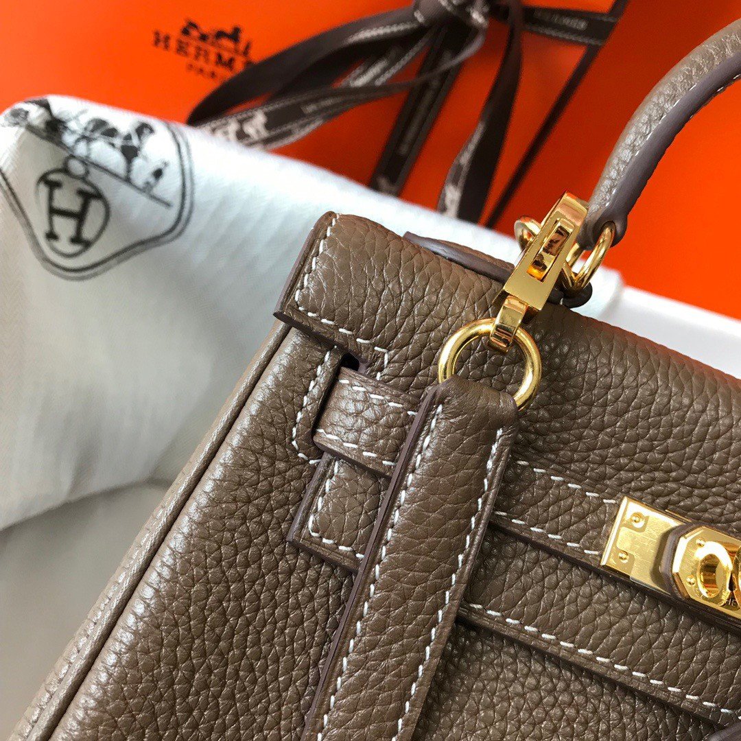 Hermes Kelly 20cm Bag In Taupe Clemence Leather GHW