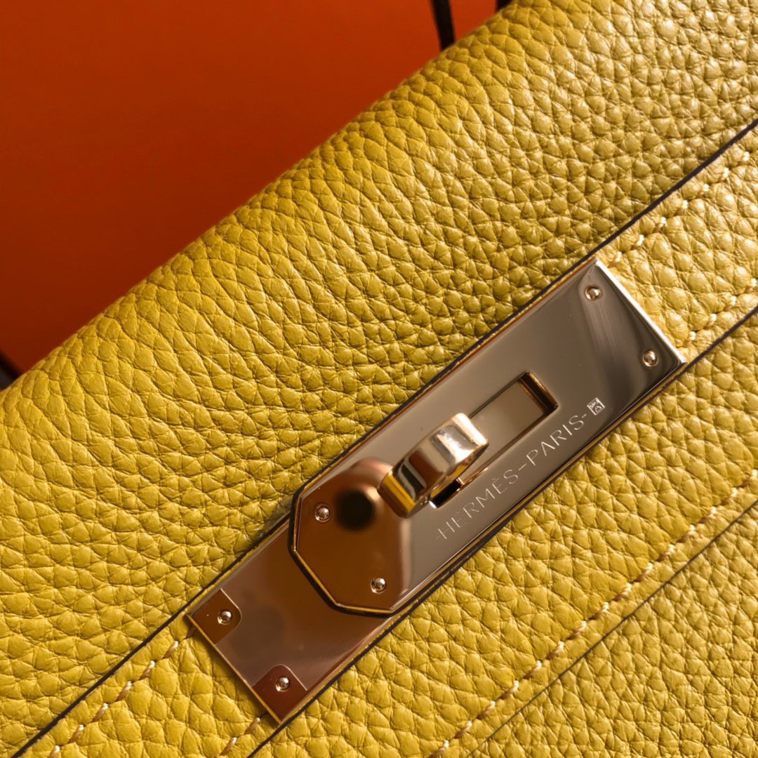 Hermes Kelly 28cm Retourne Bag in Yellow Clemence Leather GHW