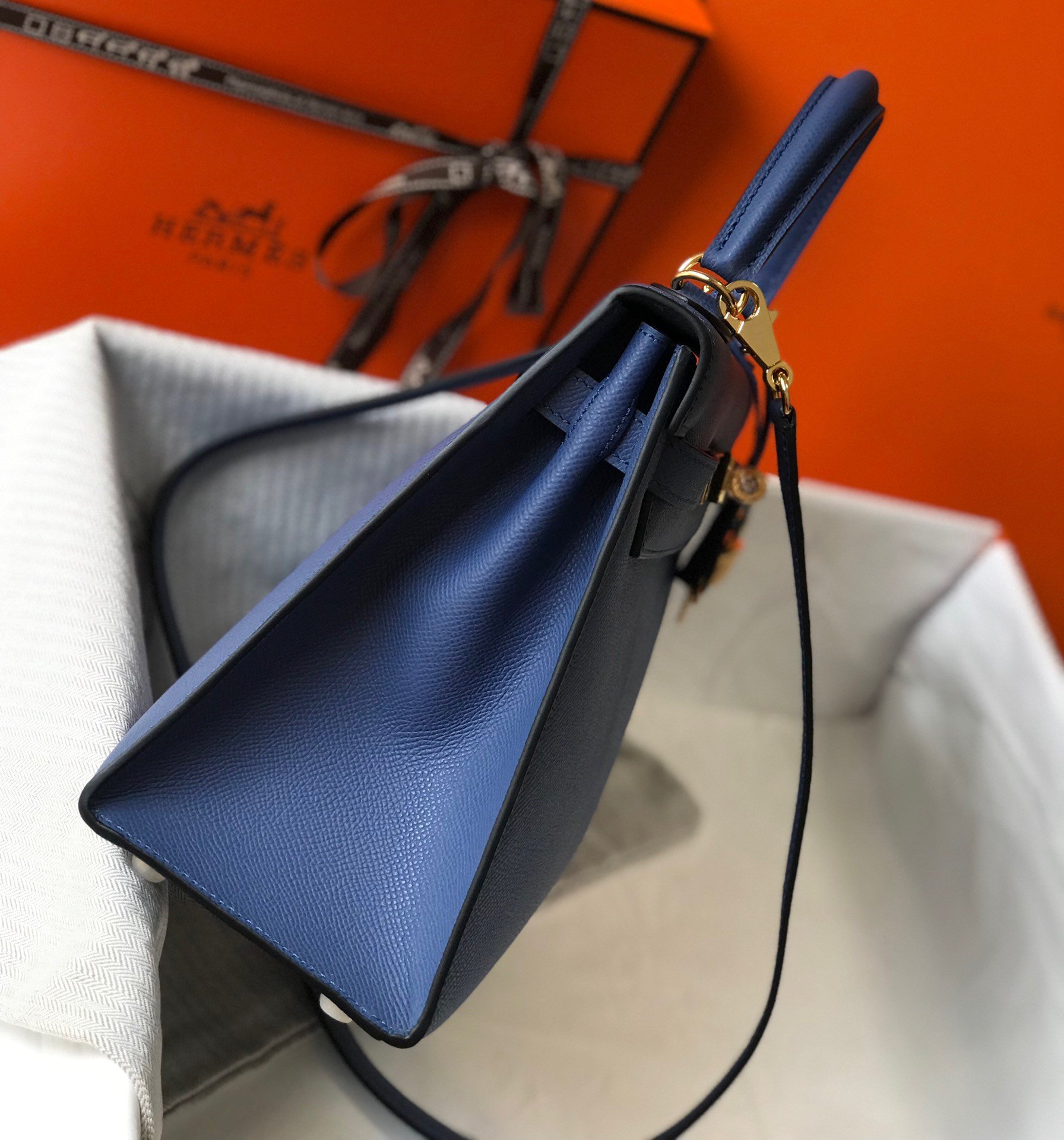 Hermes Kelly 28cm Sellier Bag in Blue Agate Epsom Calfskin GHW