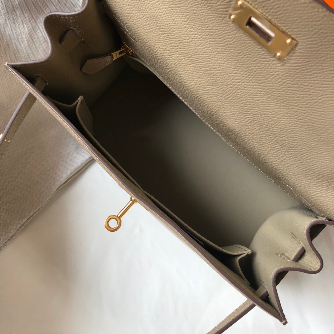 Hermes Kelly 28cm Sellier Bag in Gris Tourterelle Epsom Calfskin GHW