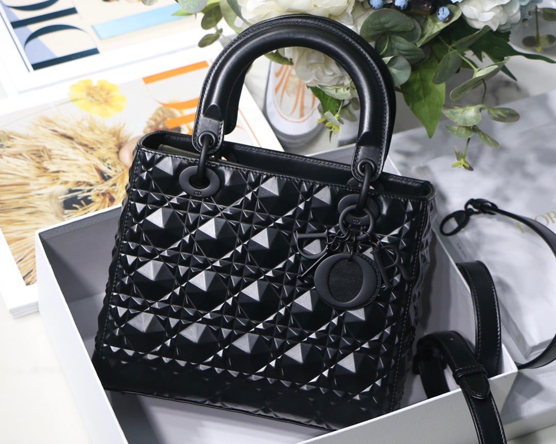 Dior Lady Dior Medium Bag In Black Diamond Calfskin