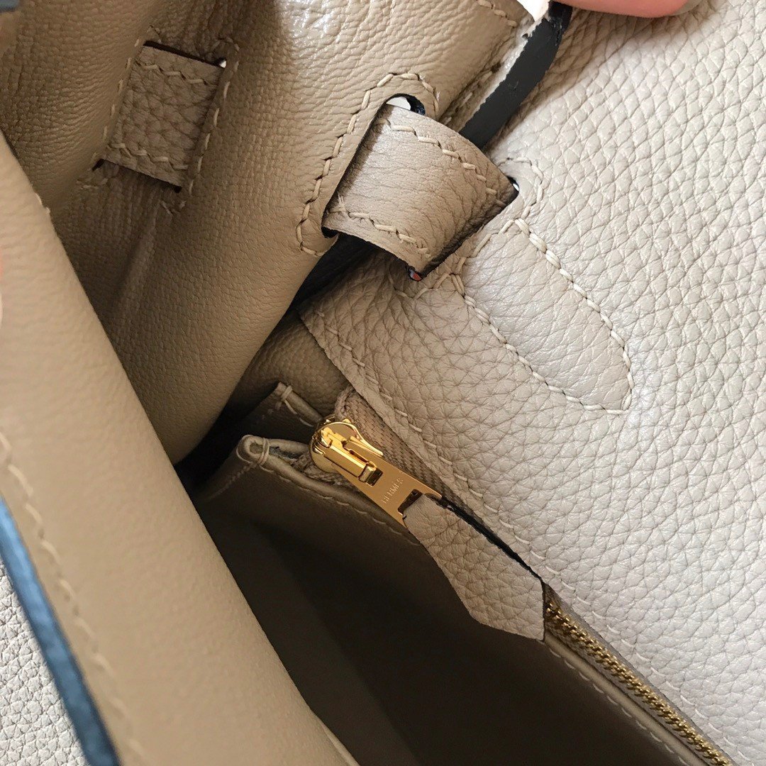 Hermes Kelly Retourne 28 Handmade Bag In Tourterelle Clemence Leather