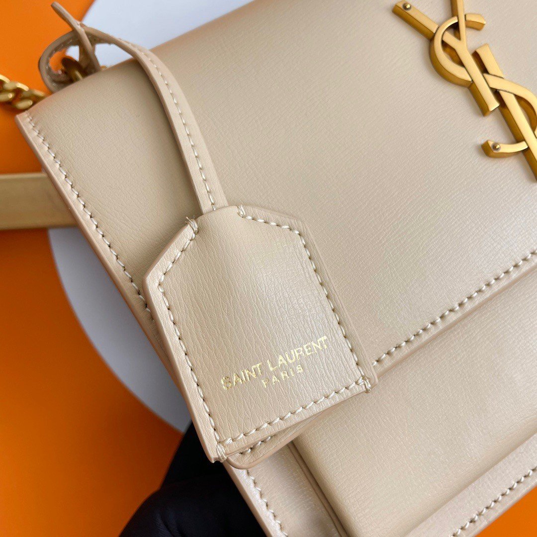 Saint Laurent Sunset Medium Chain Bag In Beige Calfskin