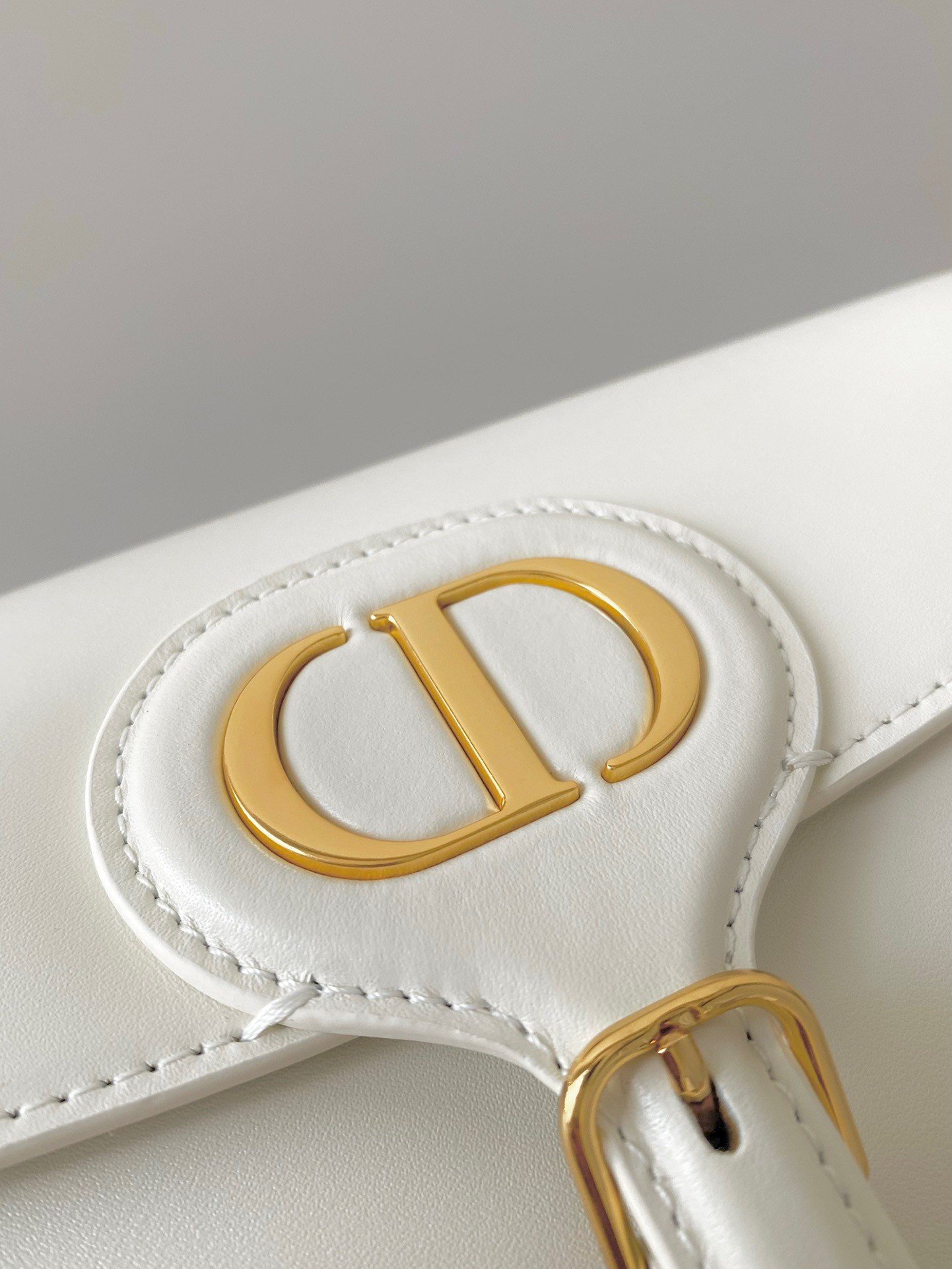 Dior Bobby East-West Bag In White Box Calfskin