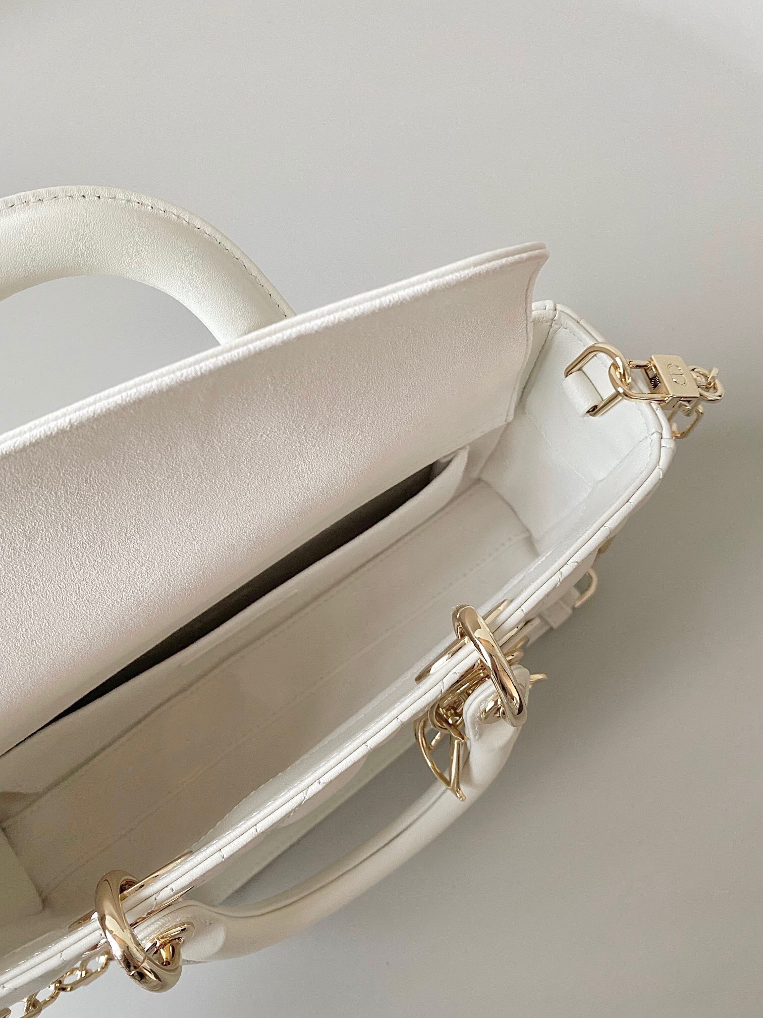 Dior Lady D-Joy Medium Bag In White Cannage Lambskin