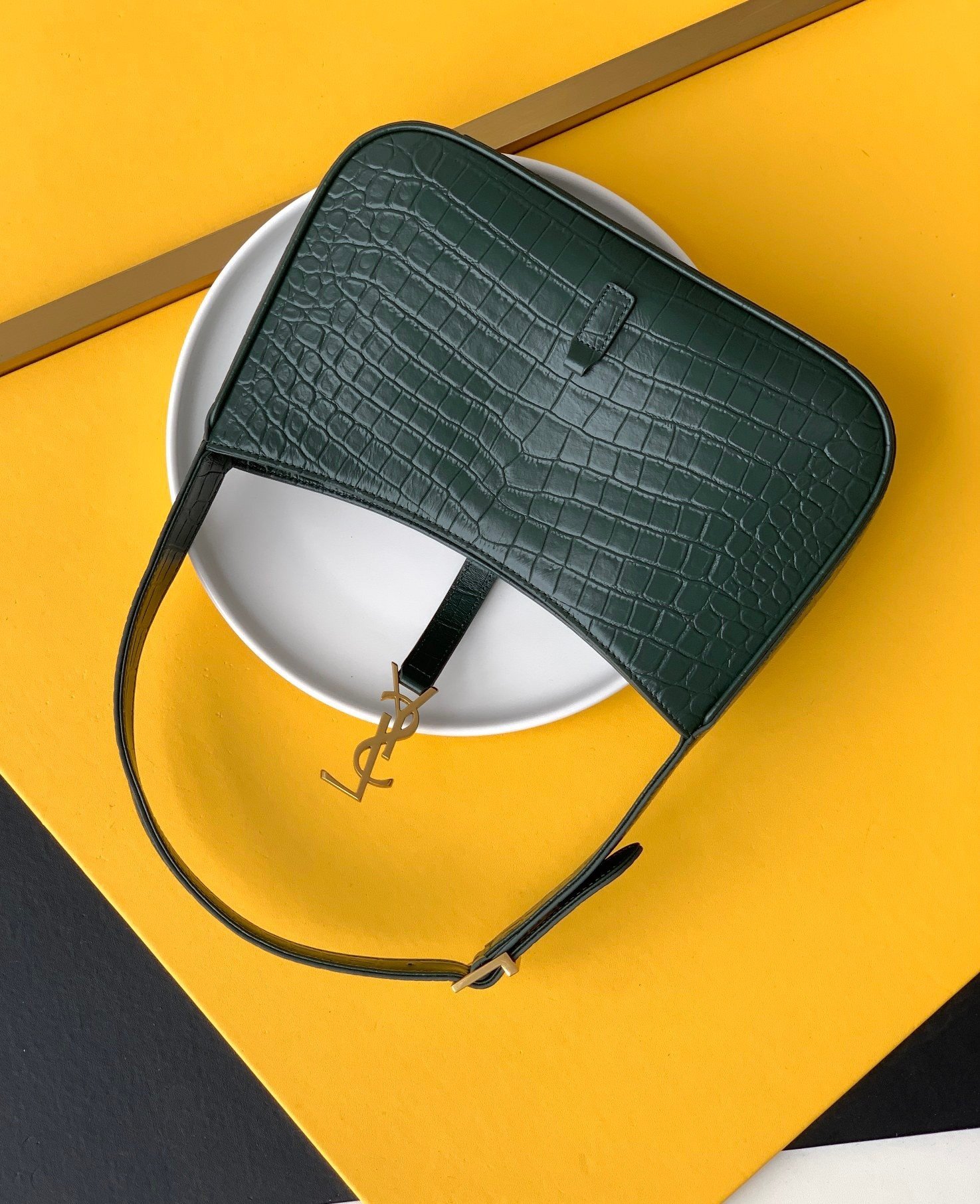 Saint Laurent Le 5 À 7 Hobo Bag in Green Crocodile Embossed Leather