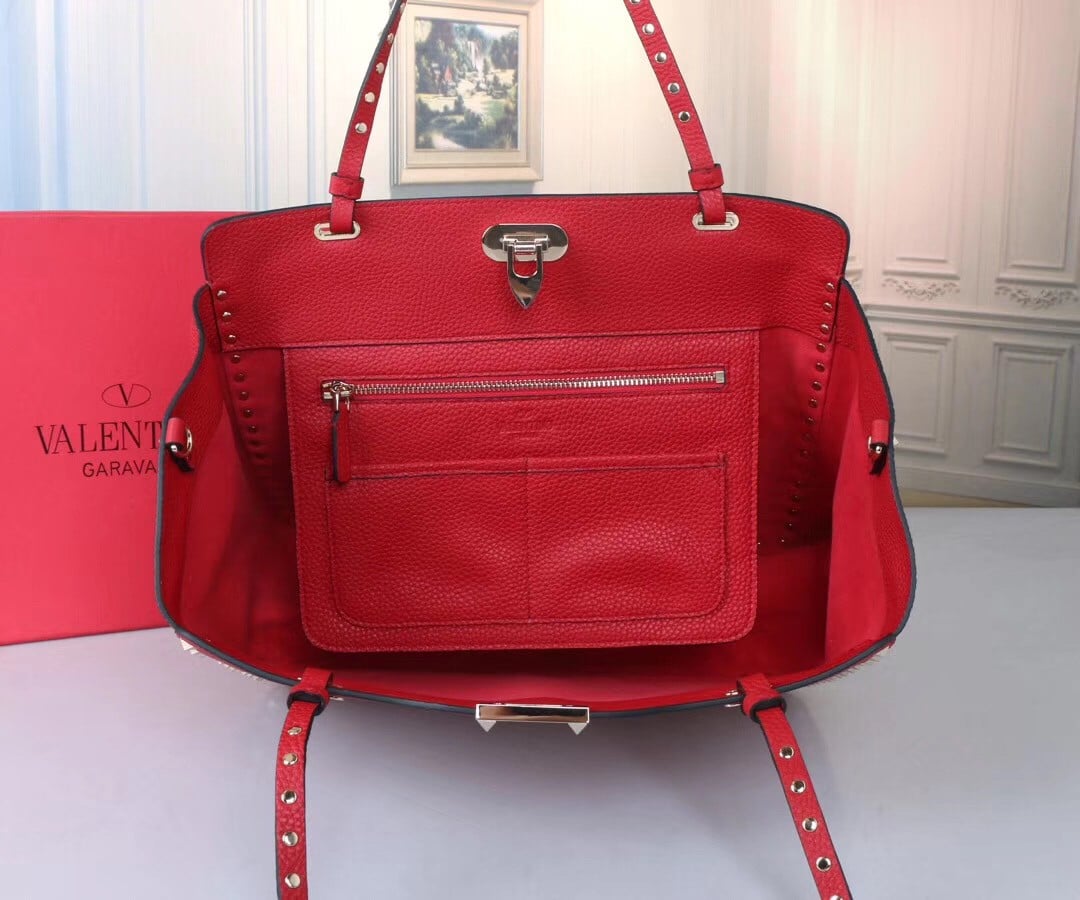 Valentino Rockstud Medium Tote In Red Grained Leather