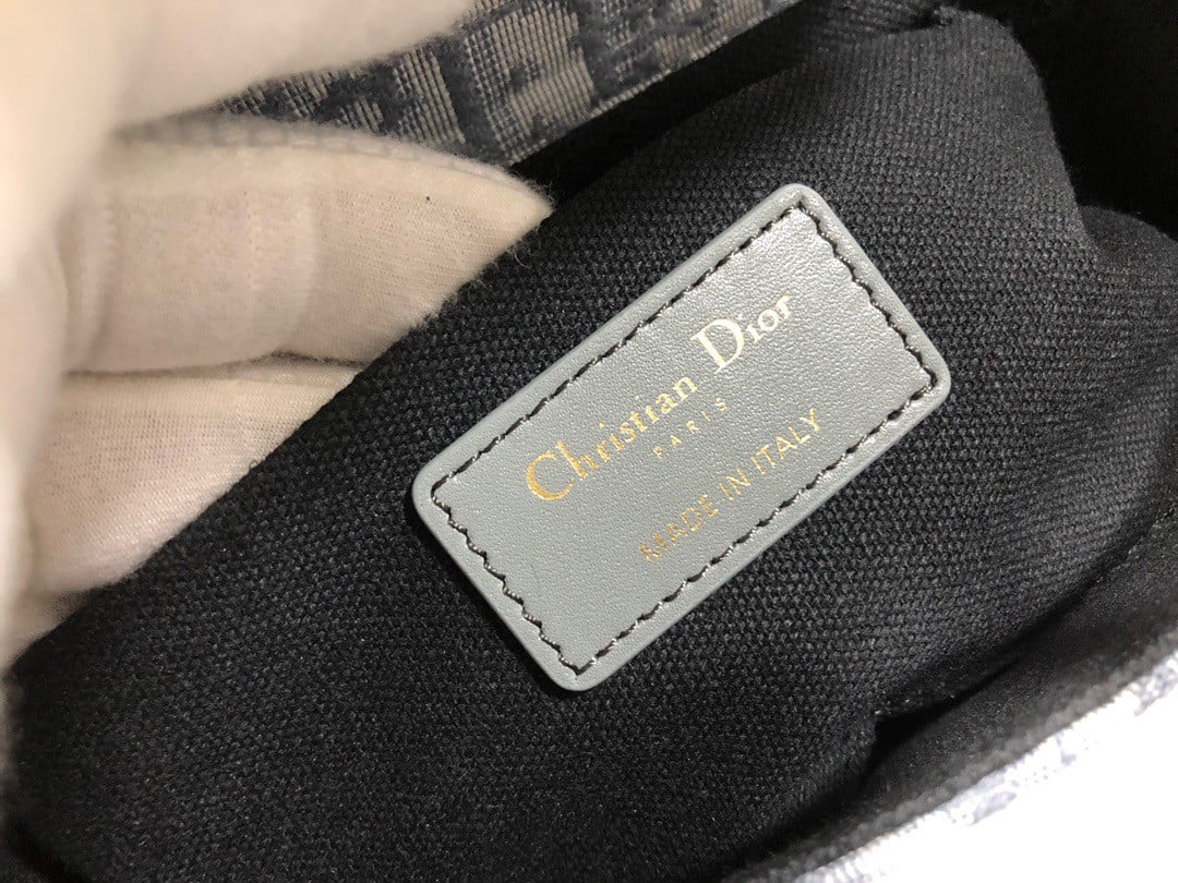 Dior 30 Montaigne Box Bag In Gray Dior Oblique Jacquard