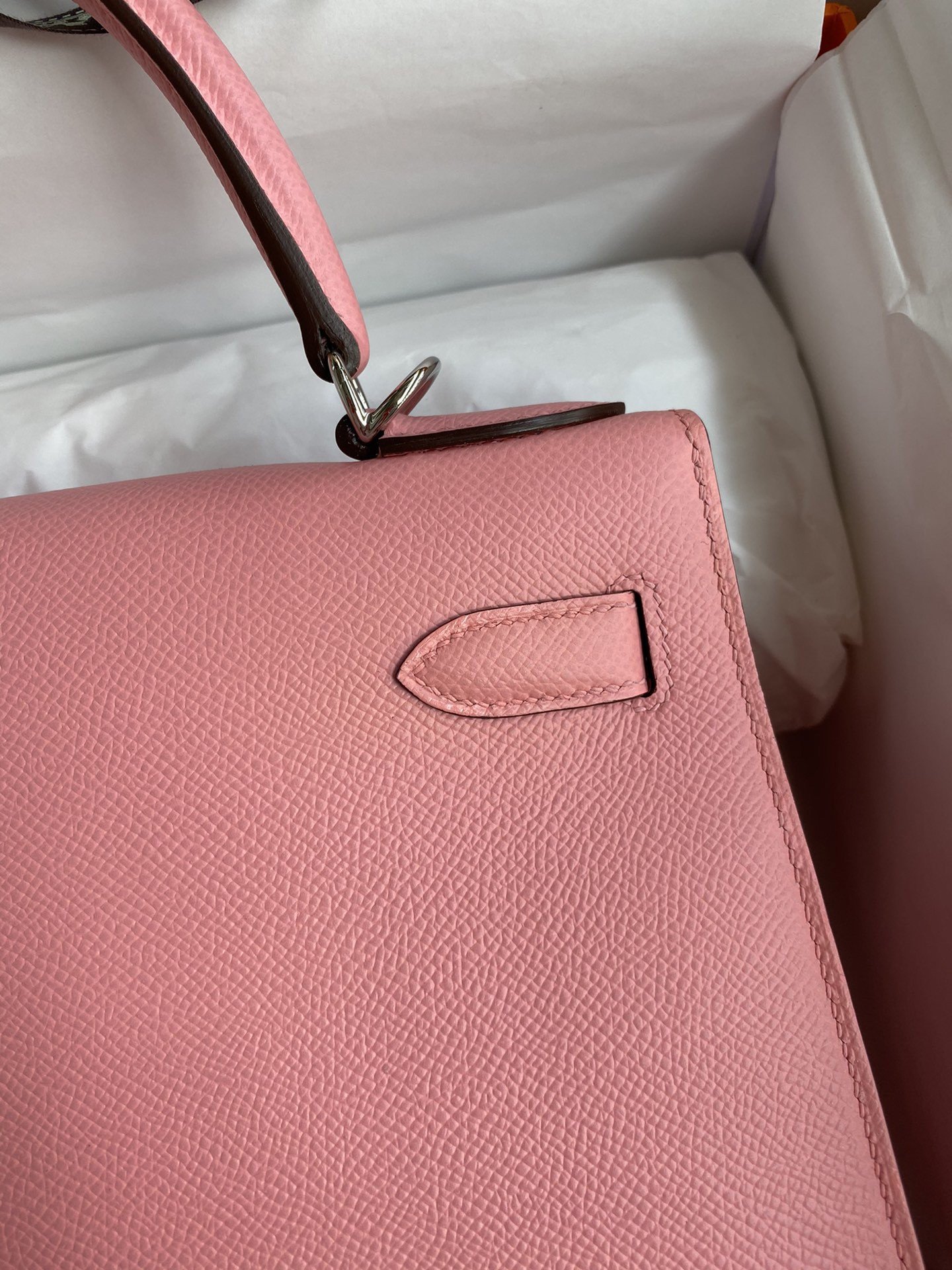 Hermes Kelly Sellier 28 Handmade Bag In Rose Confetti Epsom Calfskin