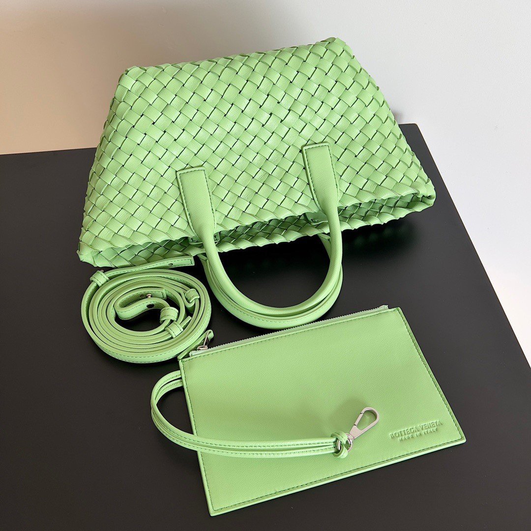 Bottega Veneta Cabat Mini Bag In Pistachio Intrecciato Lambskin