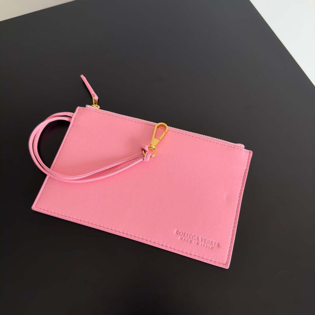 Bottega Veneta Cabat Mini Bag In Pink Intrecciato Lambskin