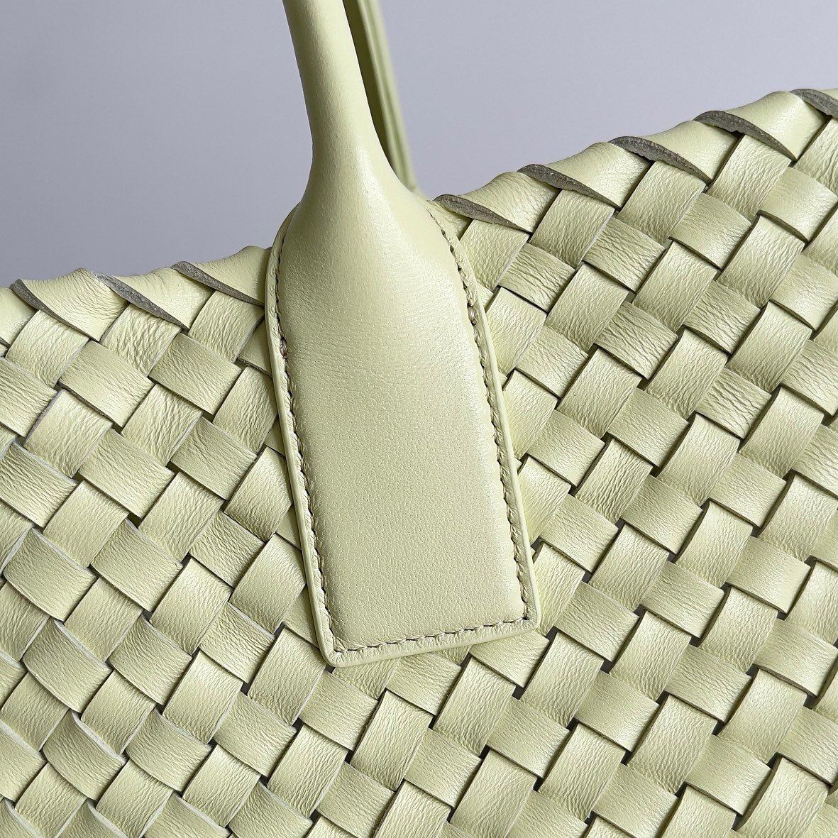 Bottega Veneta Cabat Large Bag In Zest WashedIntrecciato Lambskin