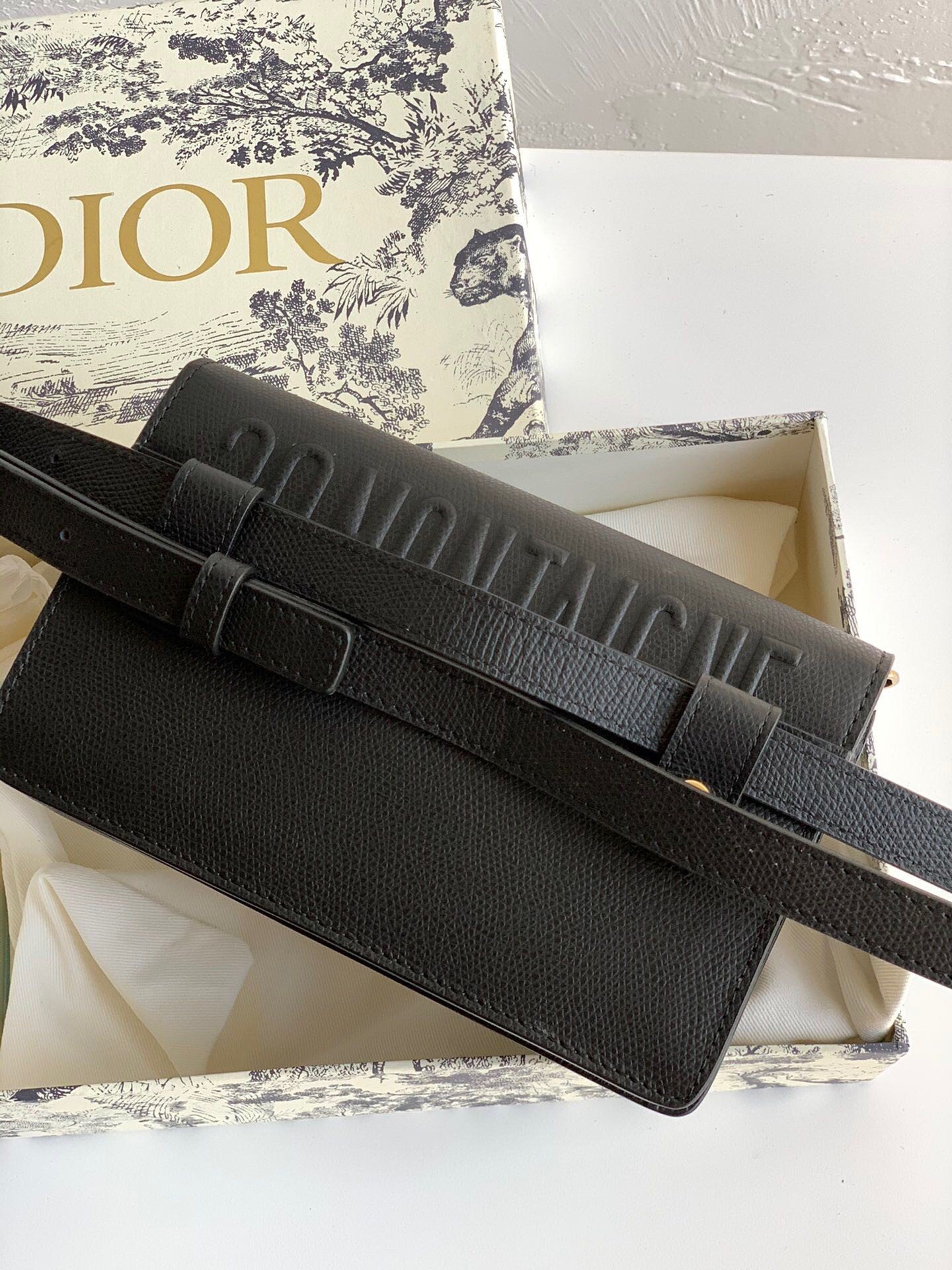 Dior 30 Montaigne 2 In 1 Belt Bag In Black Calfskin