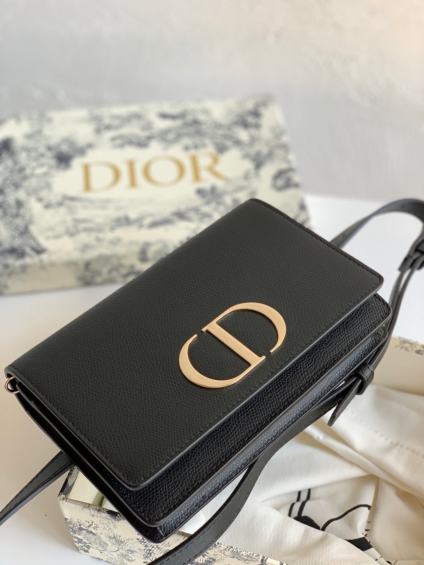 Dior 30 Montaigne 2 In 1 Belt Bag In Black Calfskin