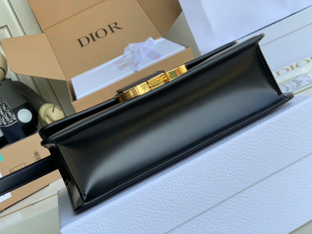 Dior 30 Montaigne Medium Bag In Black Box Calfskin