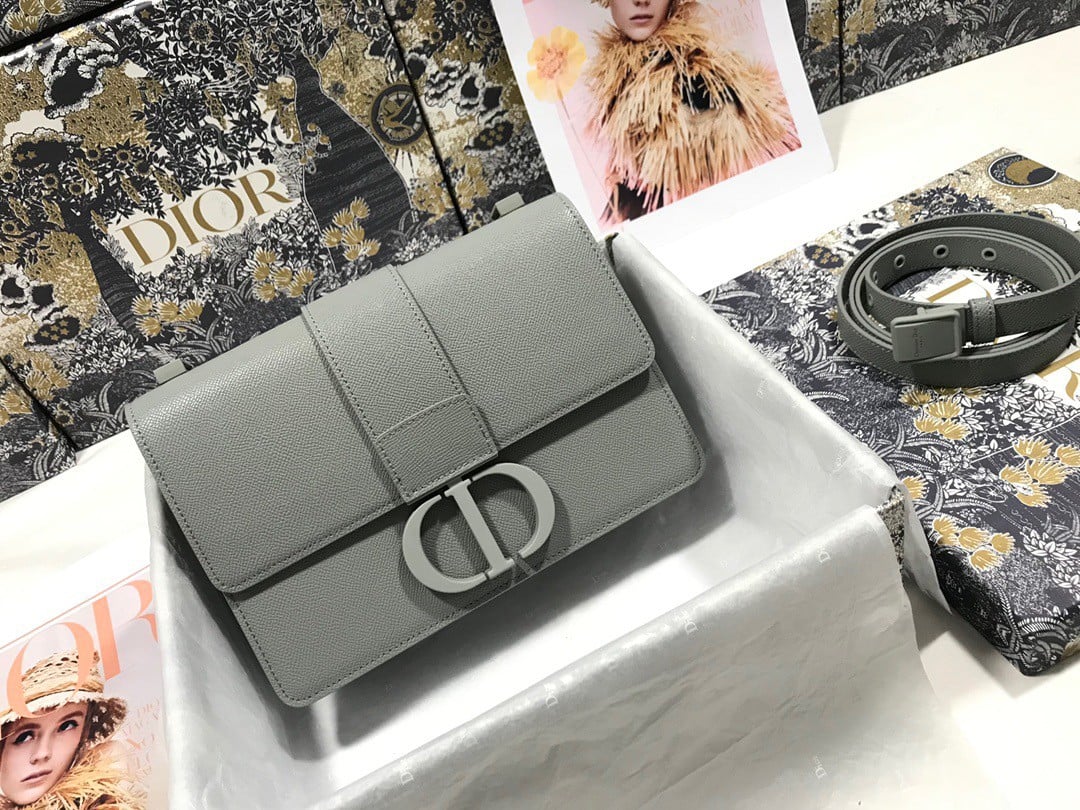 Dior 30 Montaigne Medium Bag In Grey Ultramatte Grained Calfskin