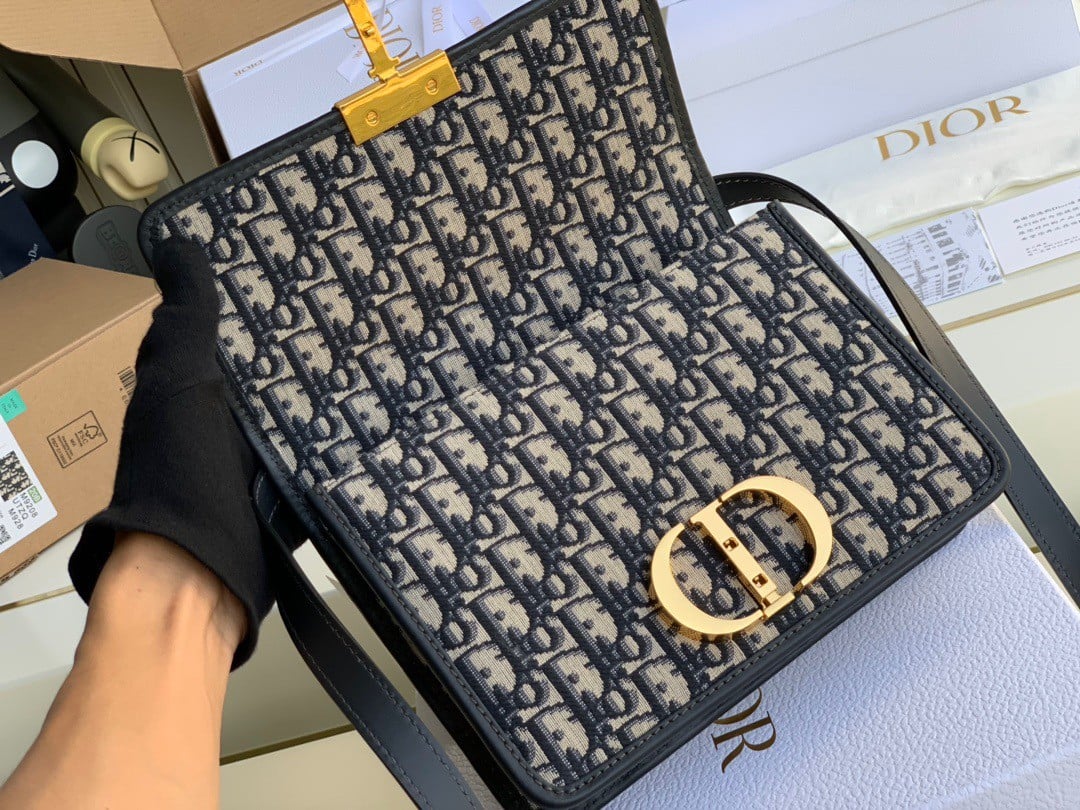 Dior 30 Montaigne Medium Bag In Blue Dior Oblique Jacquard