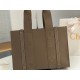 Chloe Woody Medium Tote Bag In Army Green Calfskin