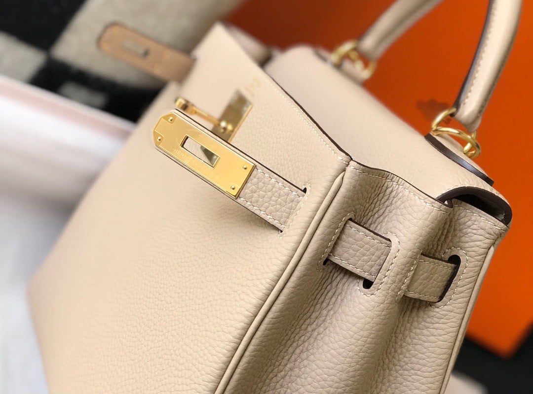 Hermes Kelly 32cm Retourne Bag in Trench Clemence Leather GHW