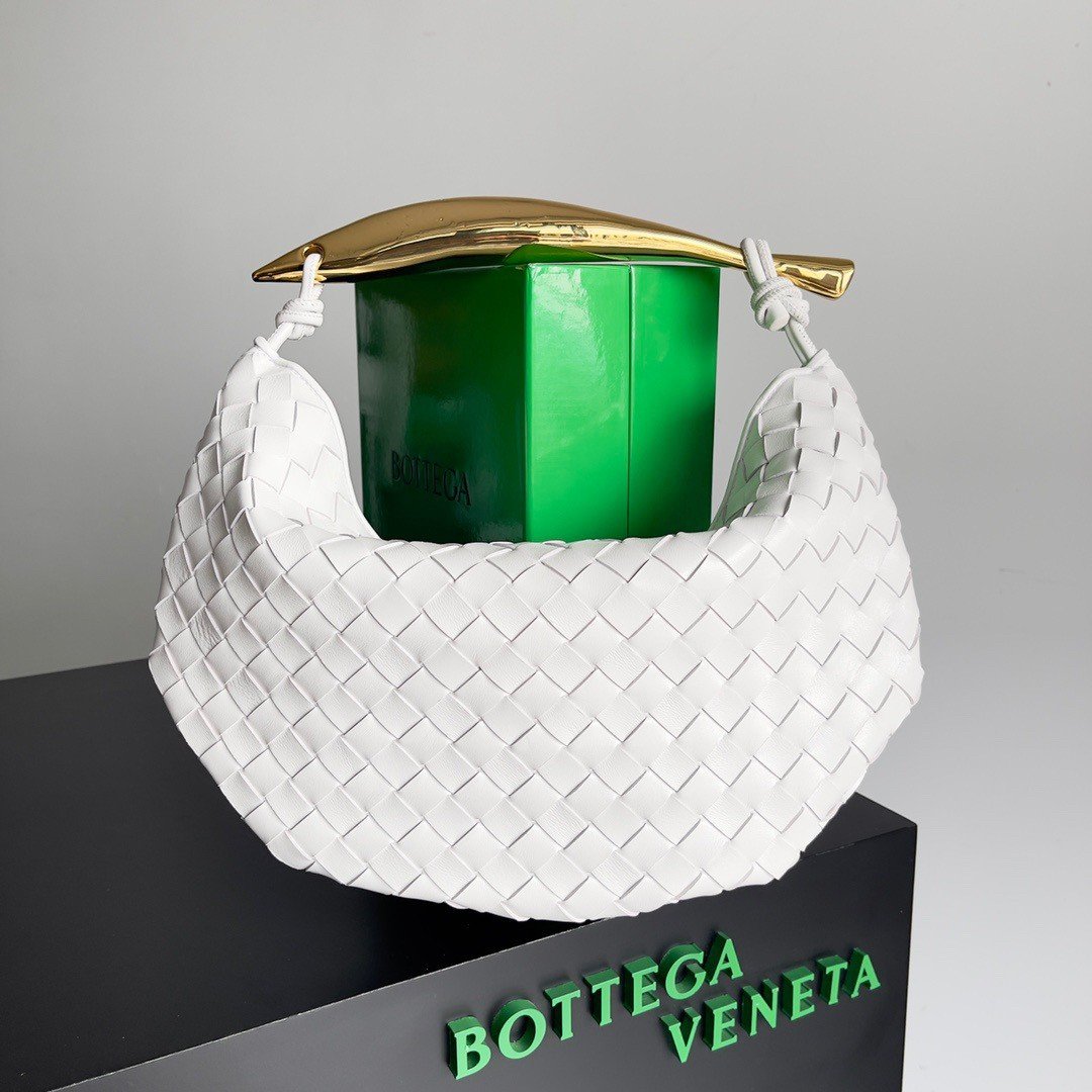 Bottega Veneta Sardine Small Bag In White Intrecciato Lambskin