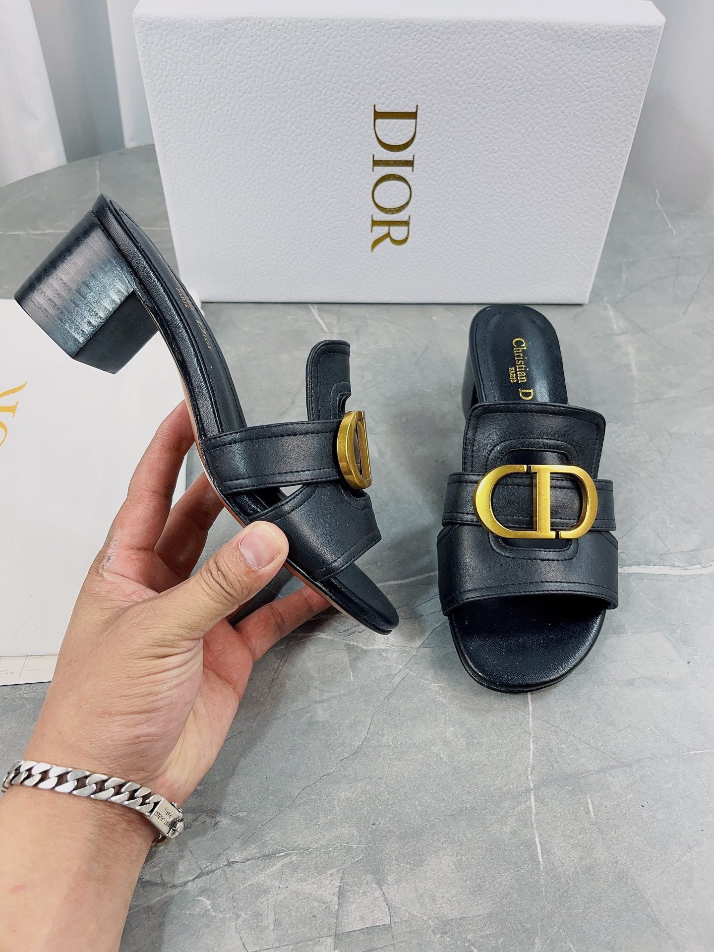 Dior 30 Montaigne Heeled Slides In Black Calfskin