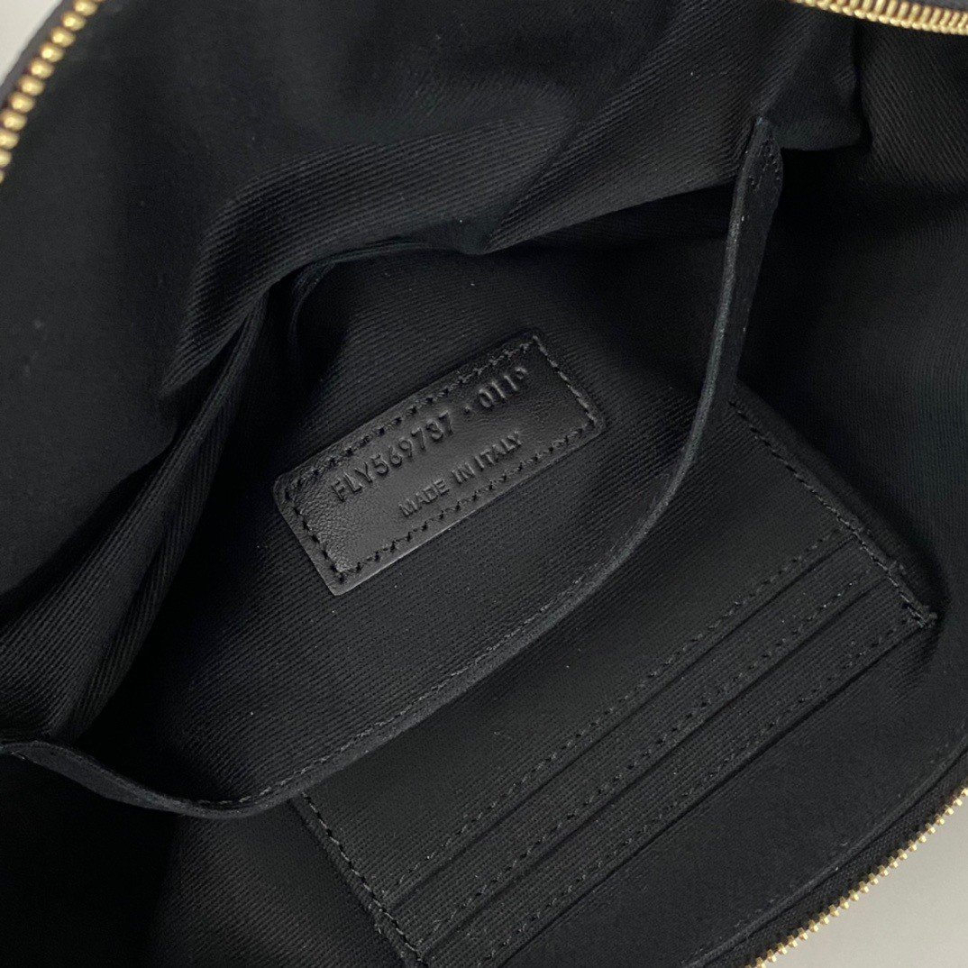 Saint Laurent Cassandre Belt Bag In Black Grained Leather