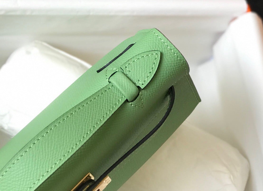 Hermes Kelly Pochette Clutch Bag In Vert Criquet Epsom Leather