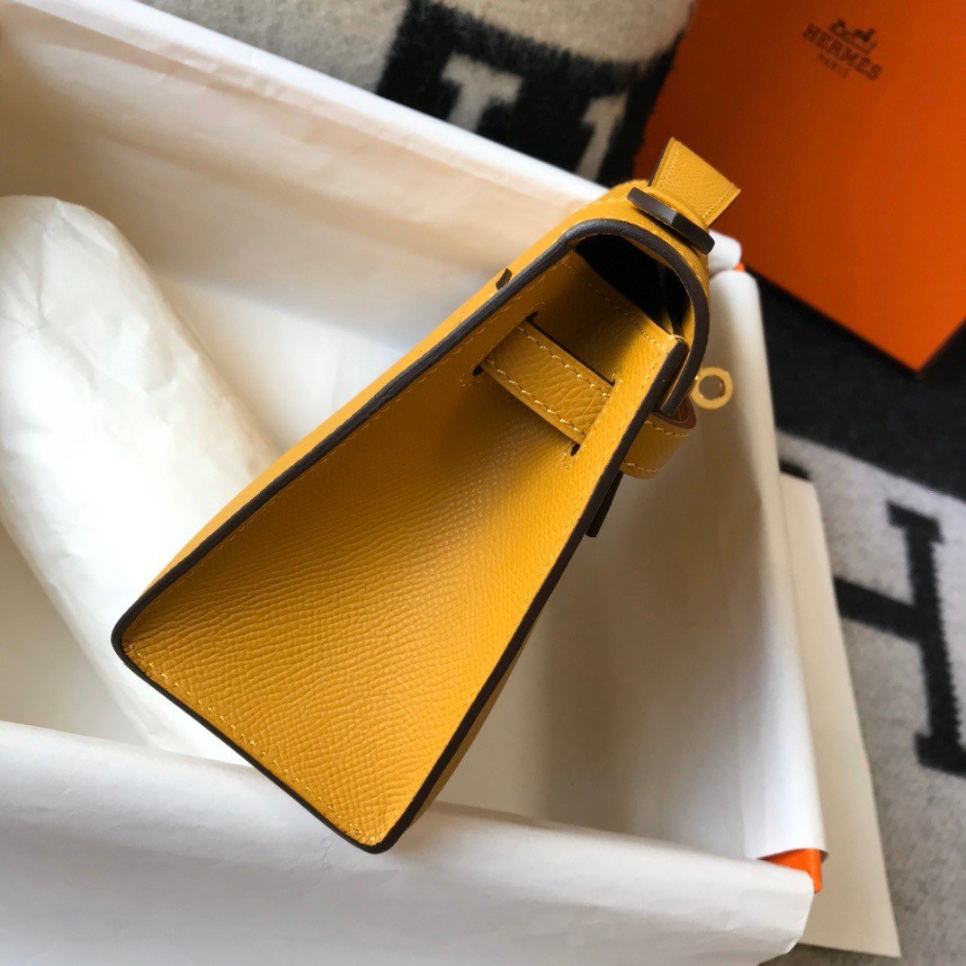 Hermes Kelly Pochette Clutch Bag In YellowEpsom Leather