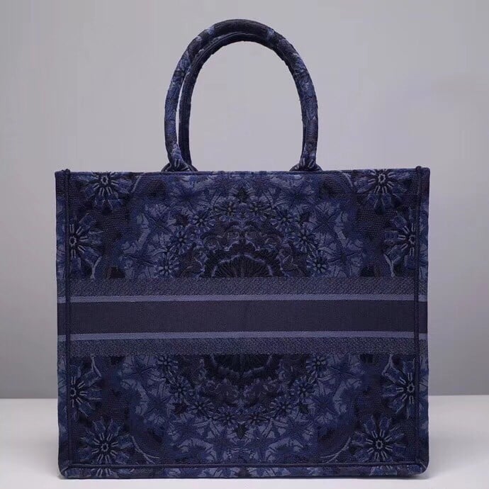 Dior Large Book Tote Bag In Blue KaleiDiorscopic Embroidered Cotton