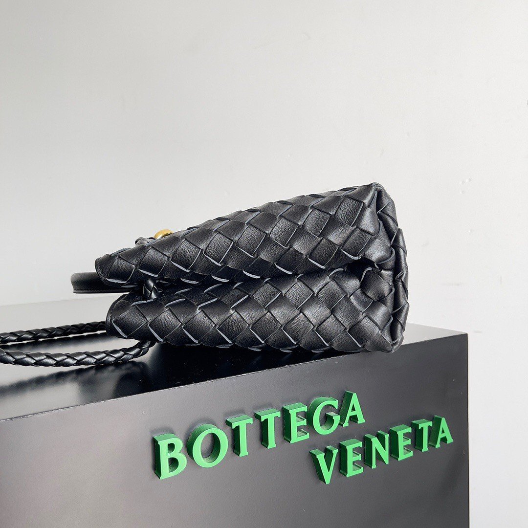 Bottega Veneta Small Andiamo Bag In Black Intrecciato Lambskin