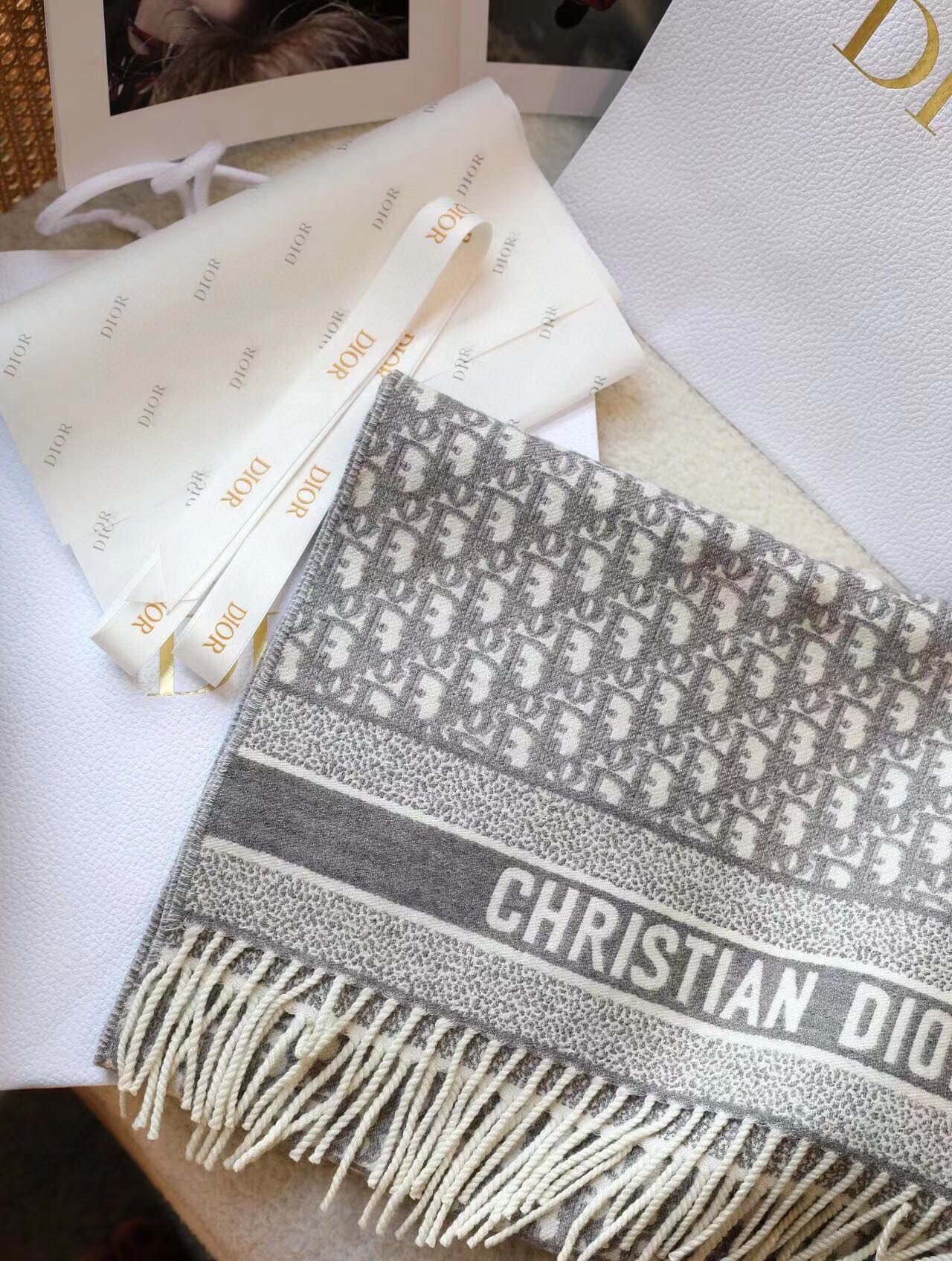 Dior Oblique Scarf In Grey Cashmere