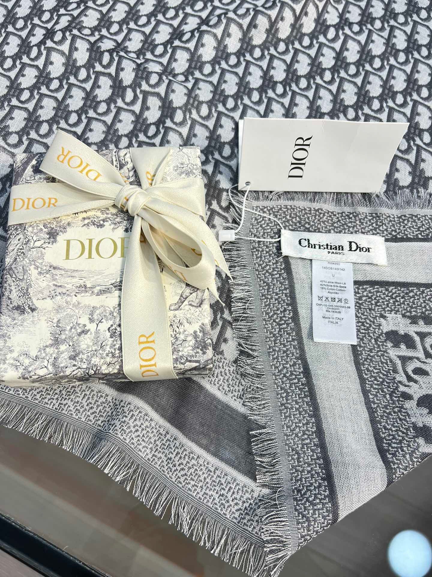 Dior D-Oblique Shawl in Grey Wool and Cotton