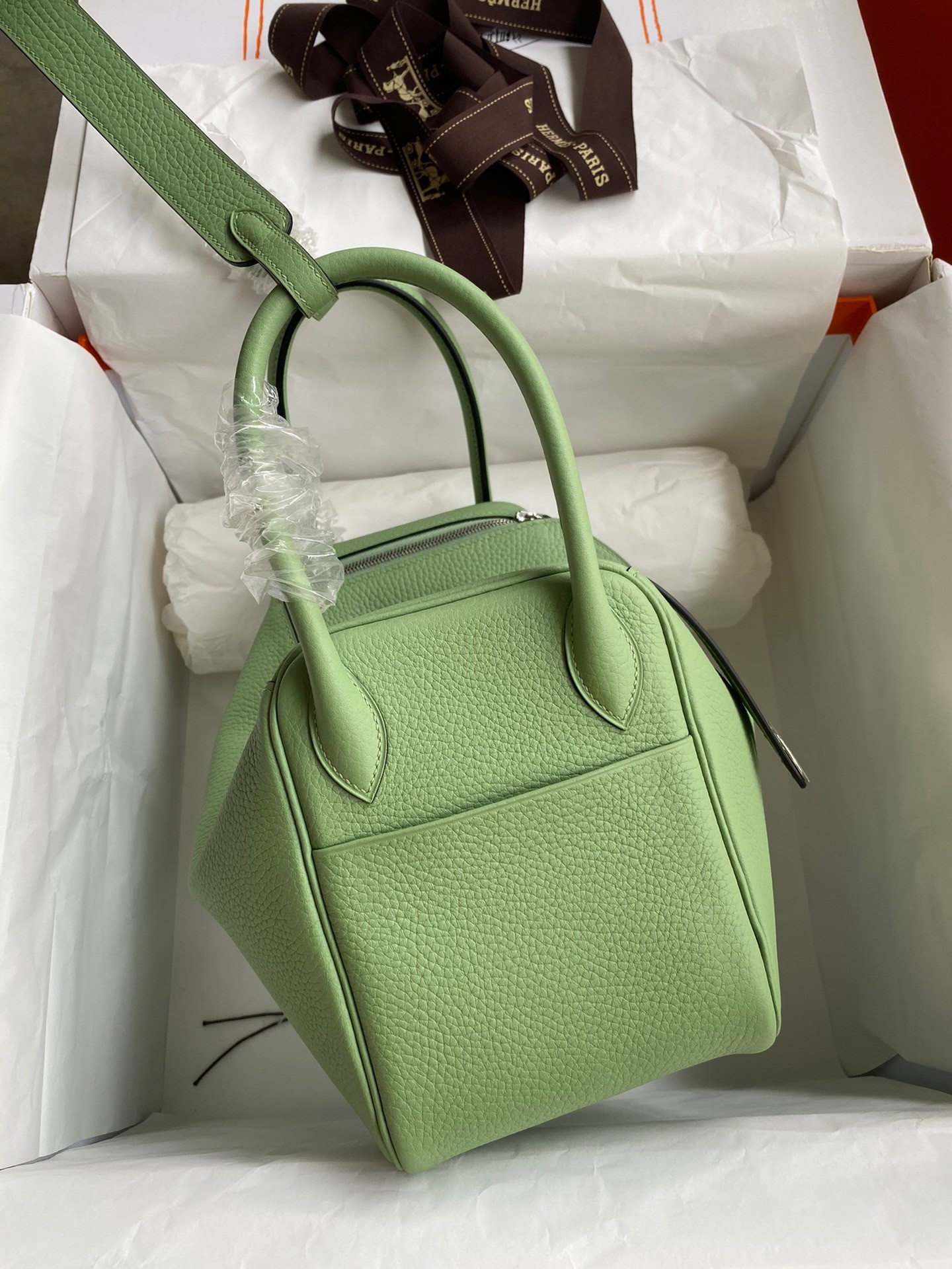 Hermes Lindy 26 Handmade Bag In Vert Cypres Clemence Leather