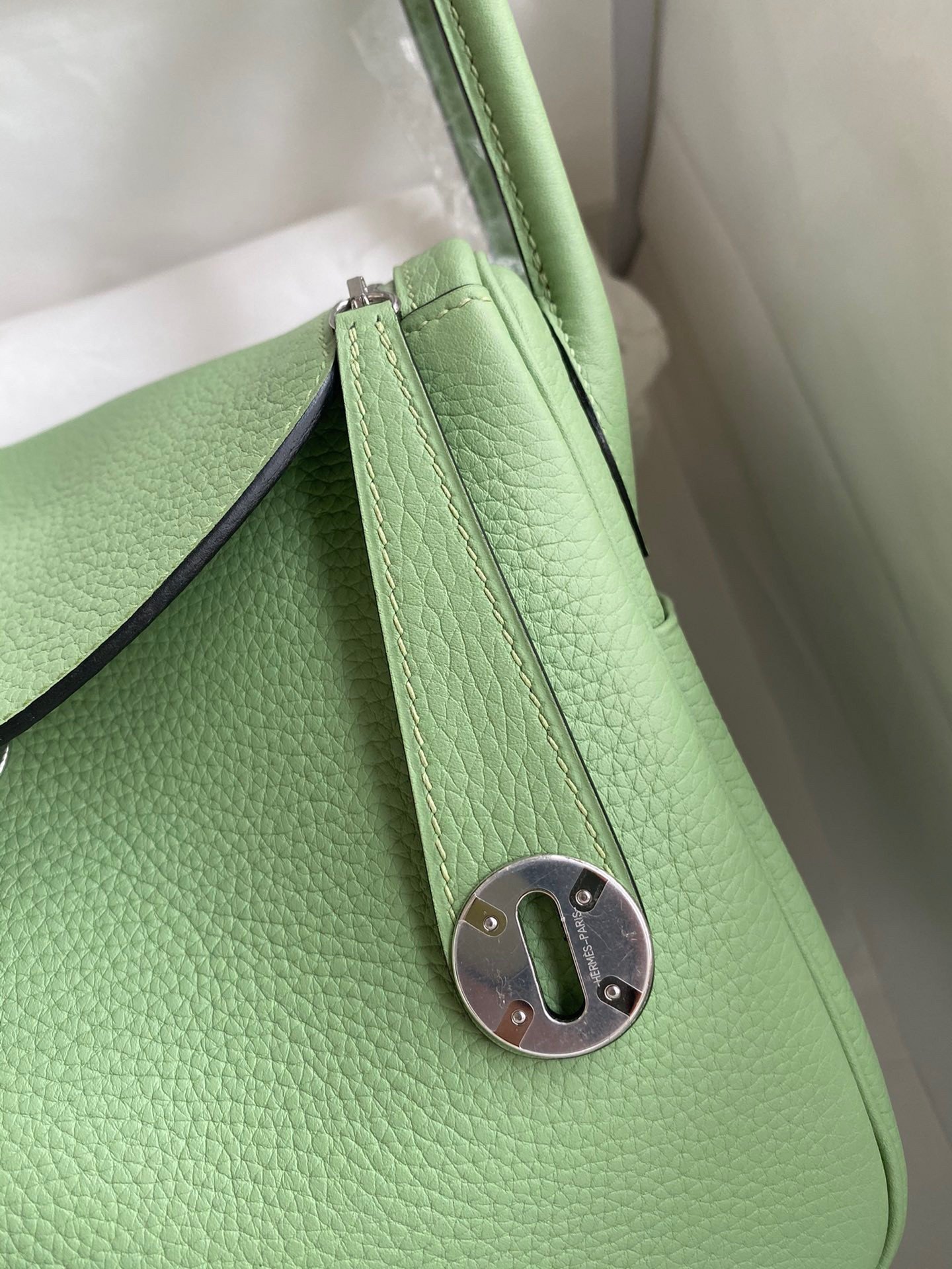 Hermes Lindy 26 Handmade Bag In Vert Cypres Clemence Leather