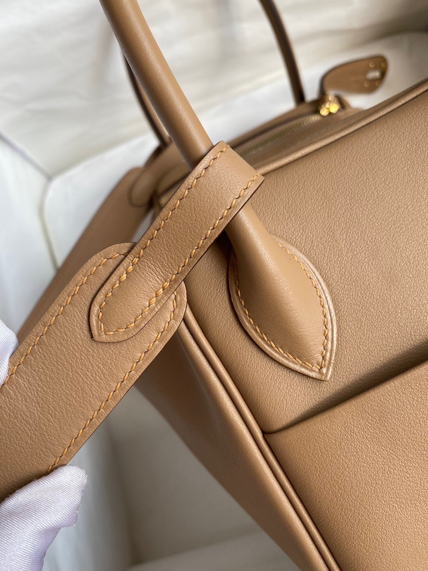 Hermes Lindy 26 Handmade Bag In Chai Swift Calfskin