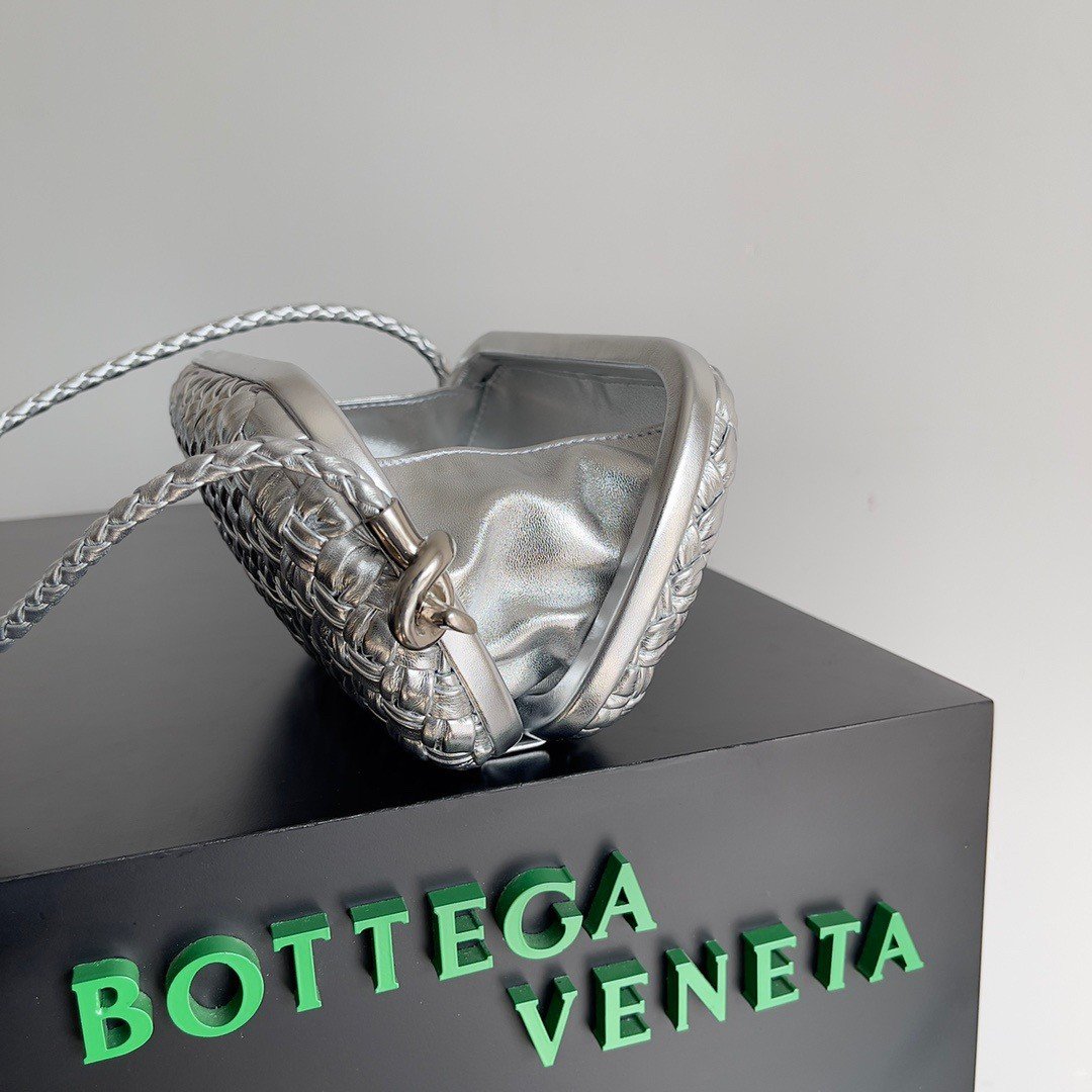 Bottega Veneta Knot Minaudiere On Strap In Silver Intreccio Laminated Leather