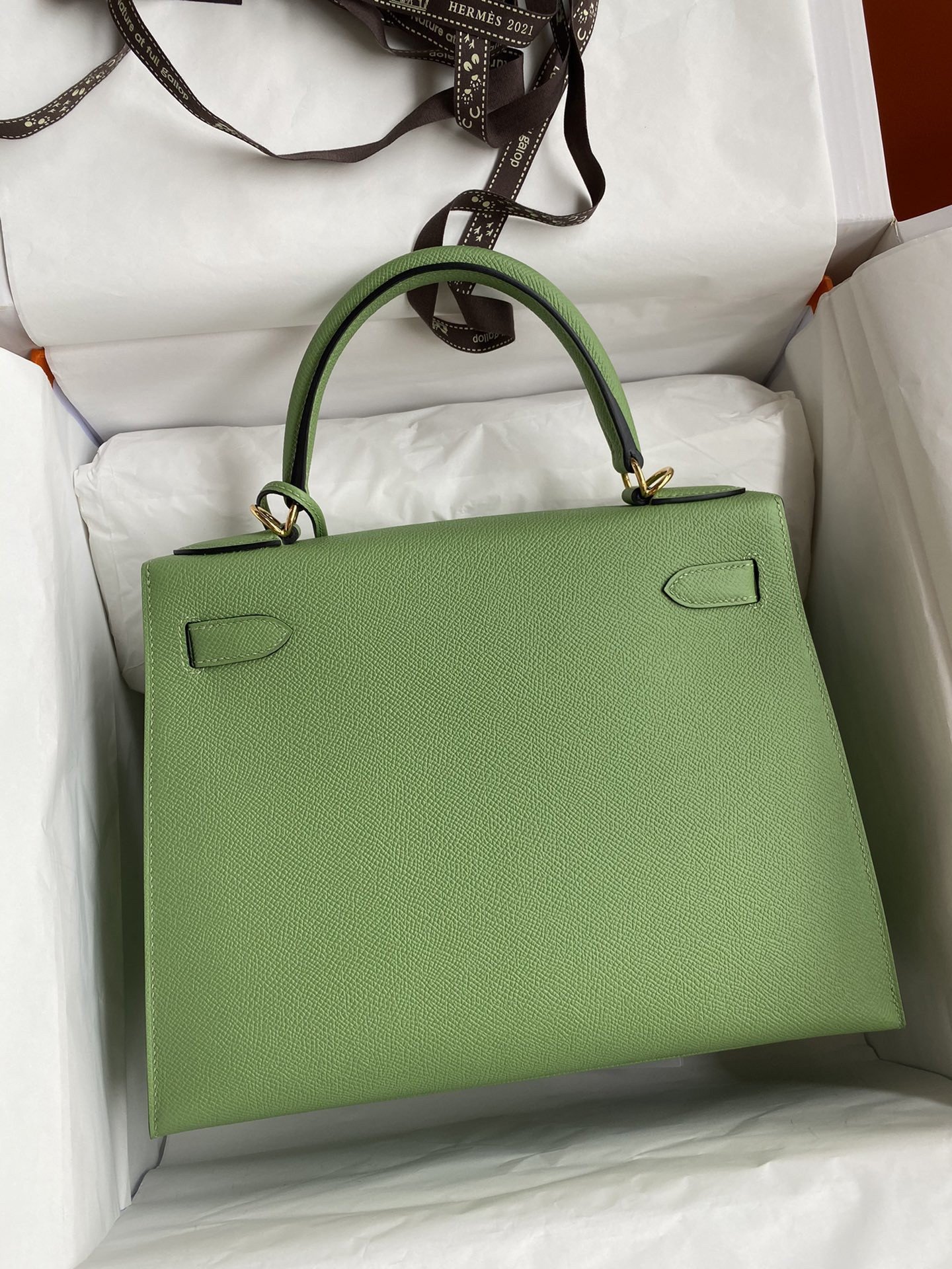 Hermes Kelly Sellier 28 Handmade Bag In Vert Criquet Epsom Calfskin