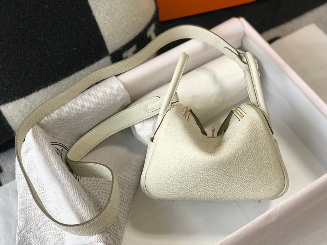 Hermes Lindy Mini Bag In Craie Clemence Leather GHW