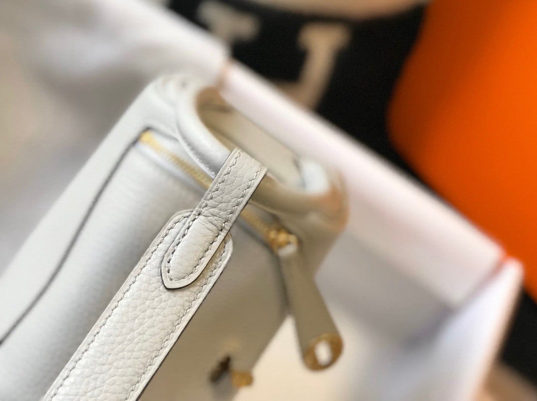 Hermes Lindy Mini Bag In Pearl Grey Clemence Leather GHW