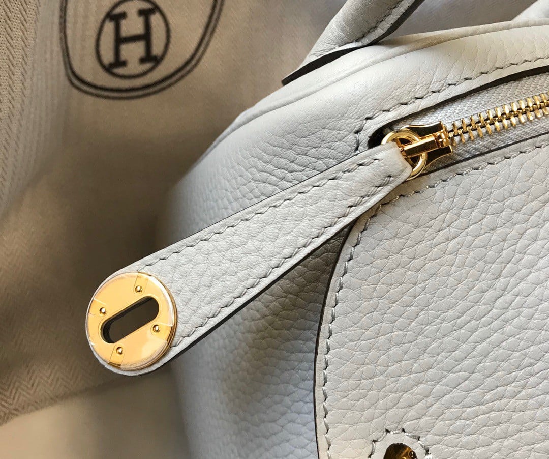 Hermes Lindy Mini Bag In Pearl Grey Clemence Leather GHW