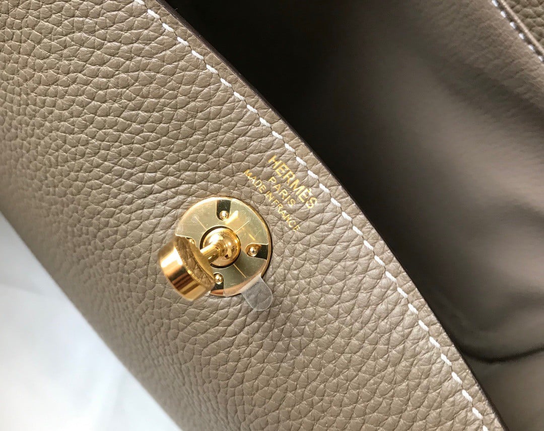 Hermes Lindy Mini Bag In Taupe Clemence Leather GHW