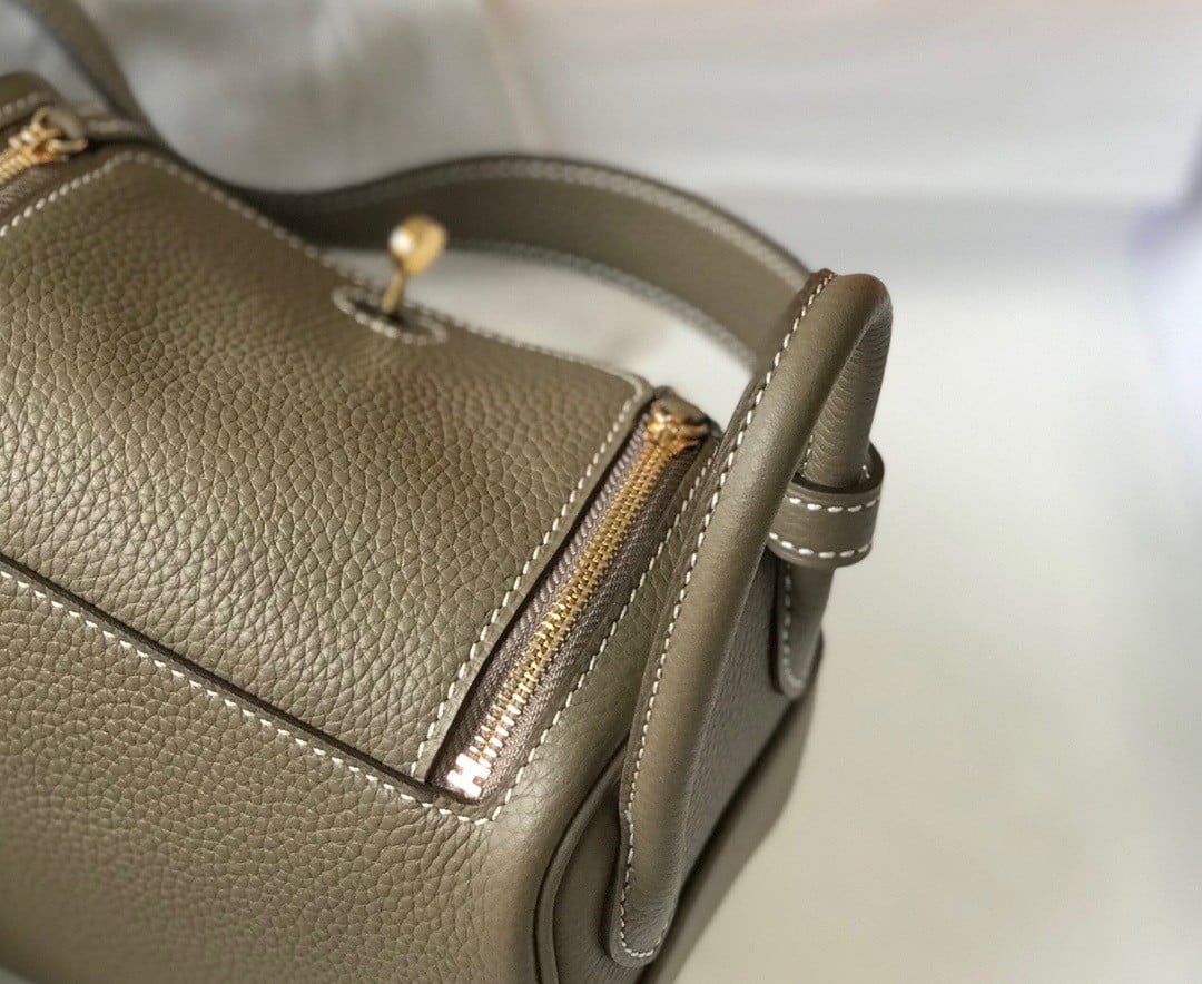 Hermes Lindy Mini Bag In Taupe Clemence Leather GHW