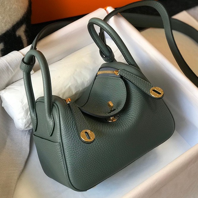 Hermes Lindy Mini Bag In Vert Amande Clemence Leather GHW