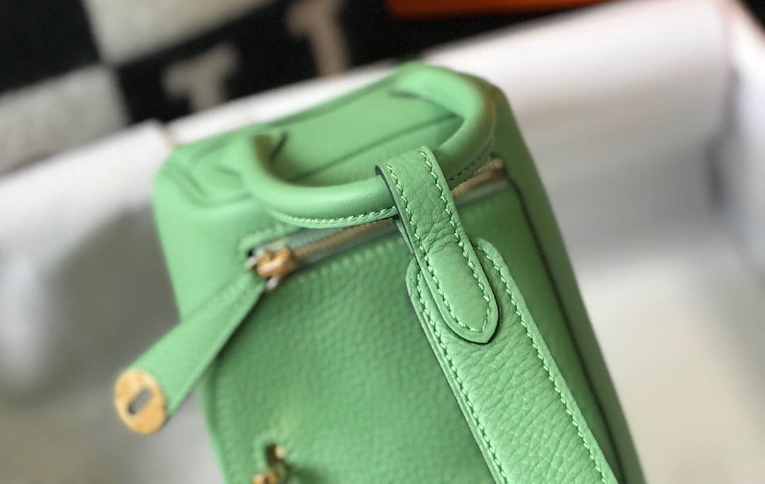 Hermes Lindy Mini Bag In Vert Criquet Clemence Leather GHW