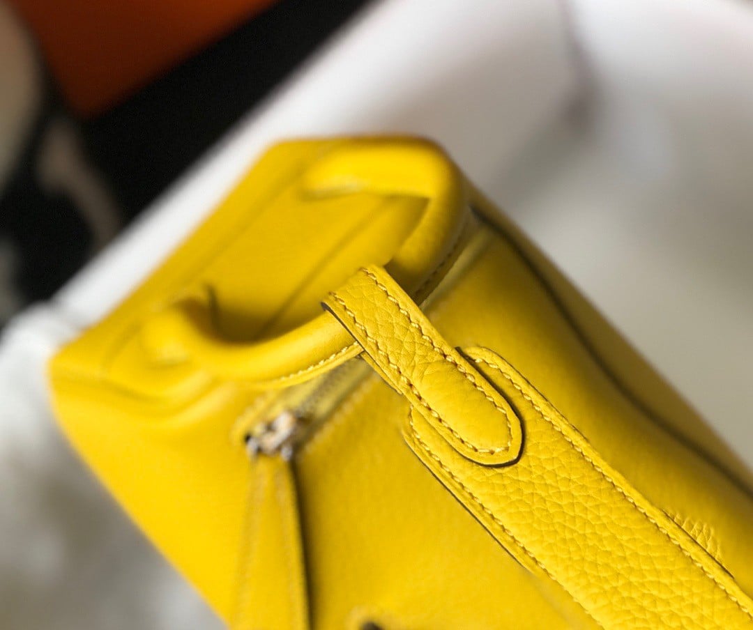 Hermes Lindy Mini Bag In Yellow Clemence Leather GHW