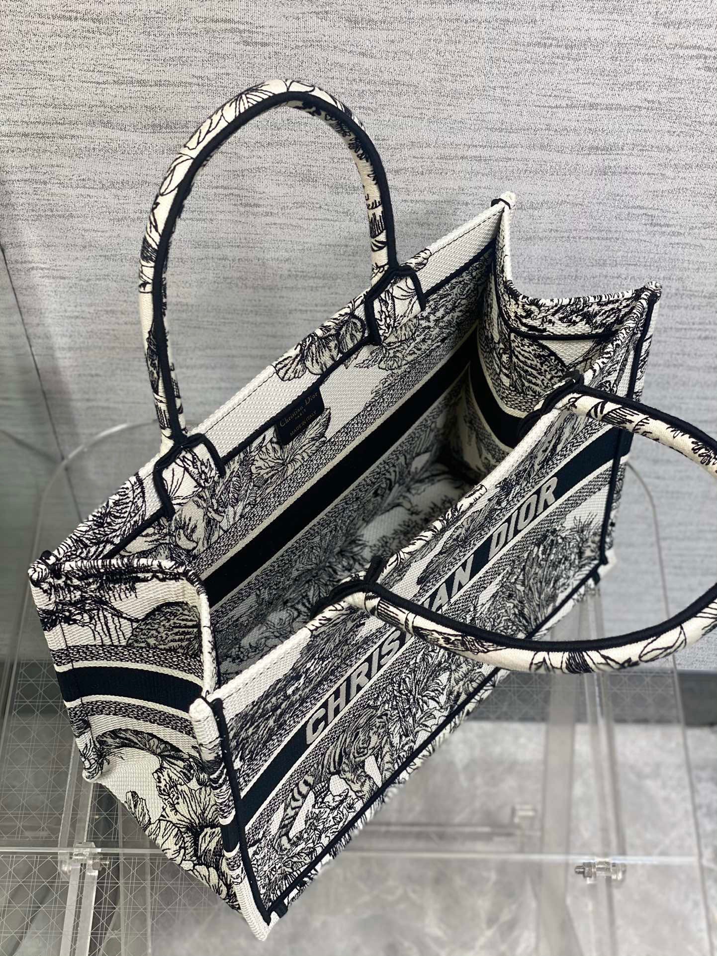 Dior Medium Book Tote Bag In White Toile de Jouy Voyage Embroidery