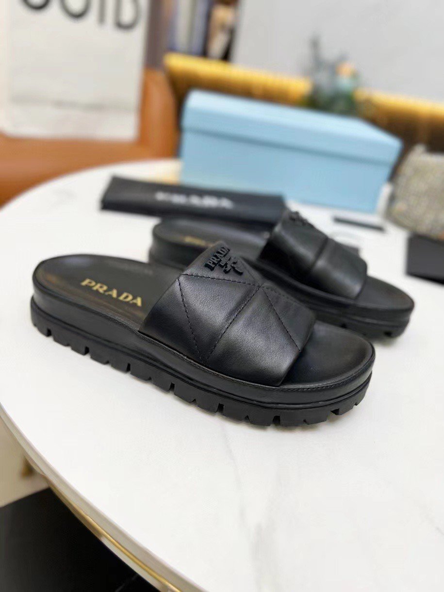 Prada Women's Slides In Black Quilted Nappa Leather