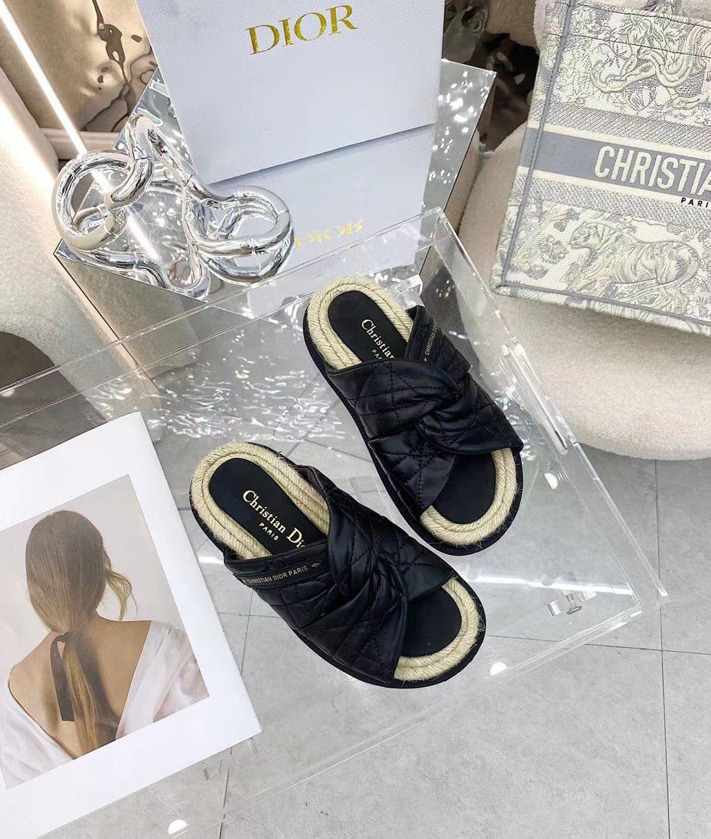 Dior Dtwist Slides In Black Cannage Lambskin