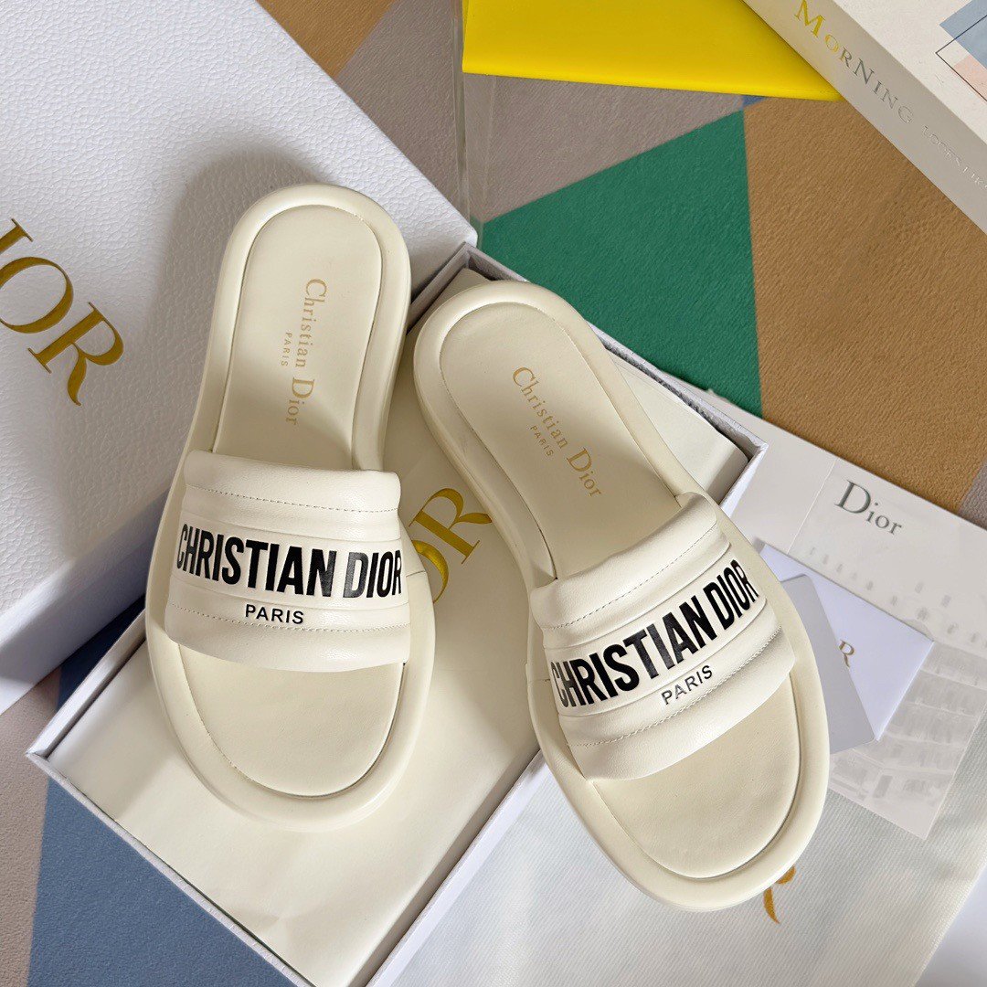 Dior Every-D Slides In White Embossed Lambskin