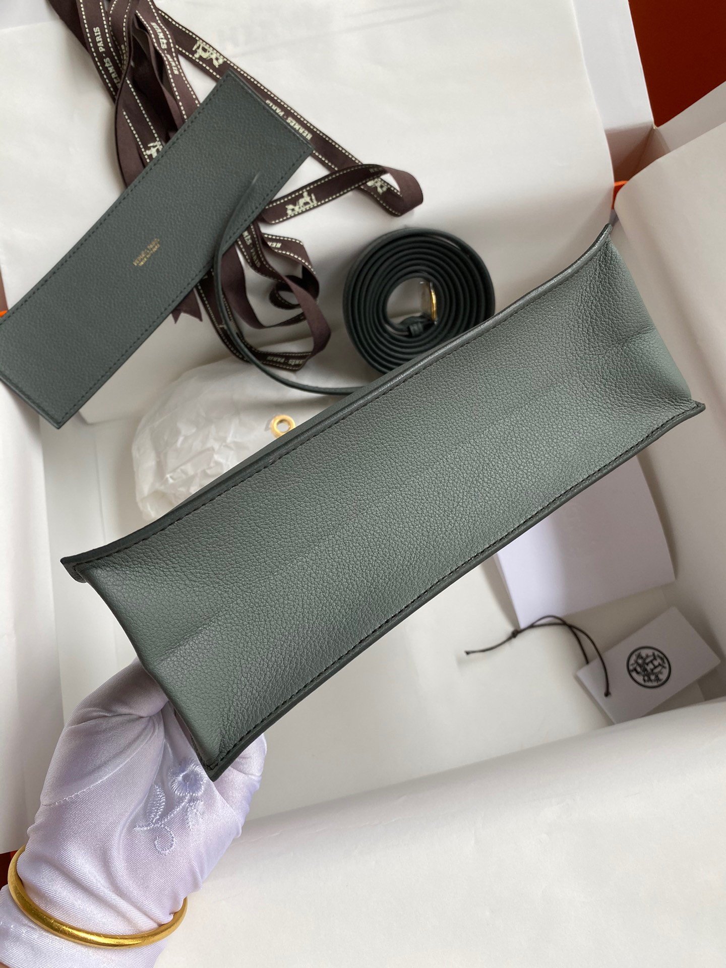 Hermes Kelly Danse II Bag In Vert Amande Evercolor Calfskin